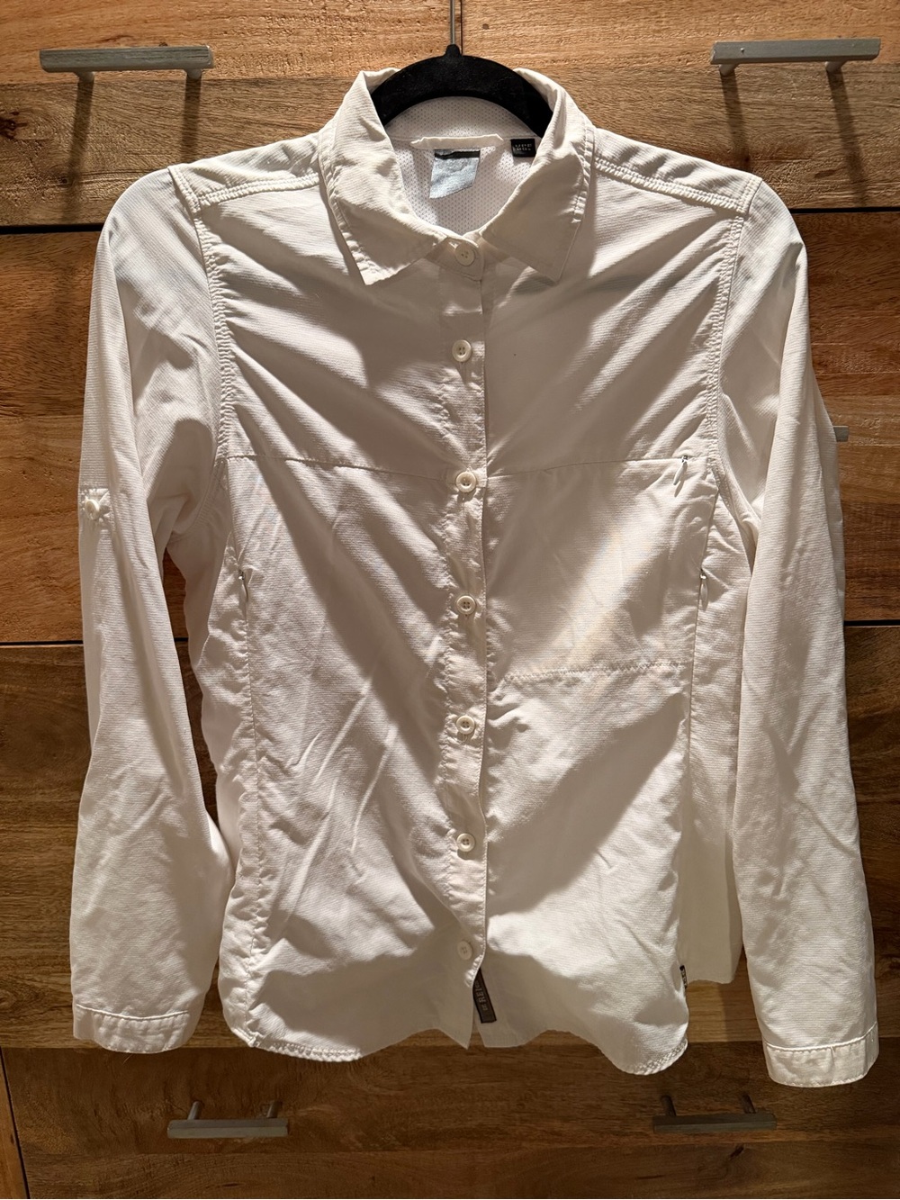 REI Women's White Long-Sleeve Button-Down Shirt